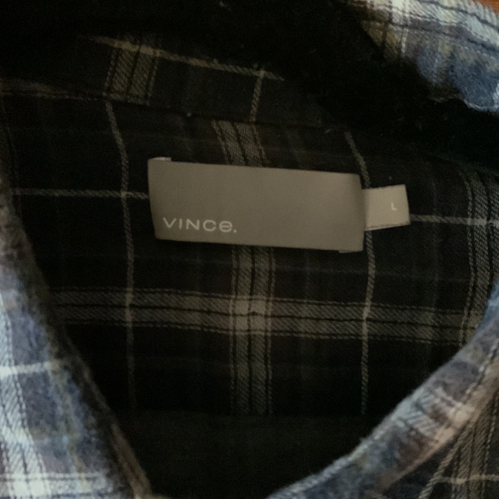 Vince button down - Picture 2 of 2